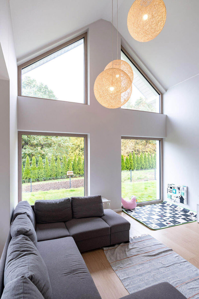 The design of the windows in a modern interior